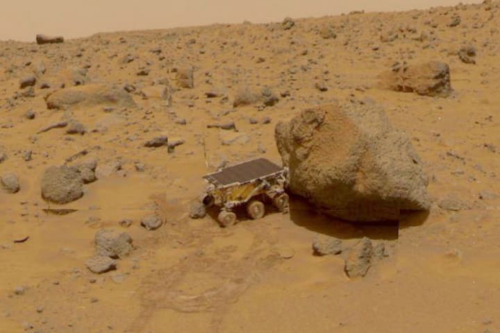 NASA Pathfinder Sojourner Rover On Mars