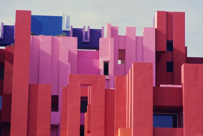 The Muralla Roja housing complex