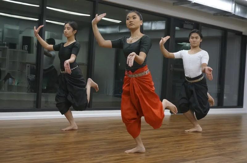 Buddhist Temple Revives Sacred Cambodian Dance in Minnesota Farmland